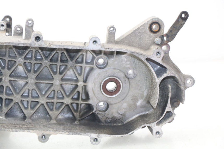 photo de CARTER MOTORE INFERIORE SYM ORBIT 2 50 (2008 - 2014)