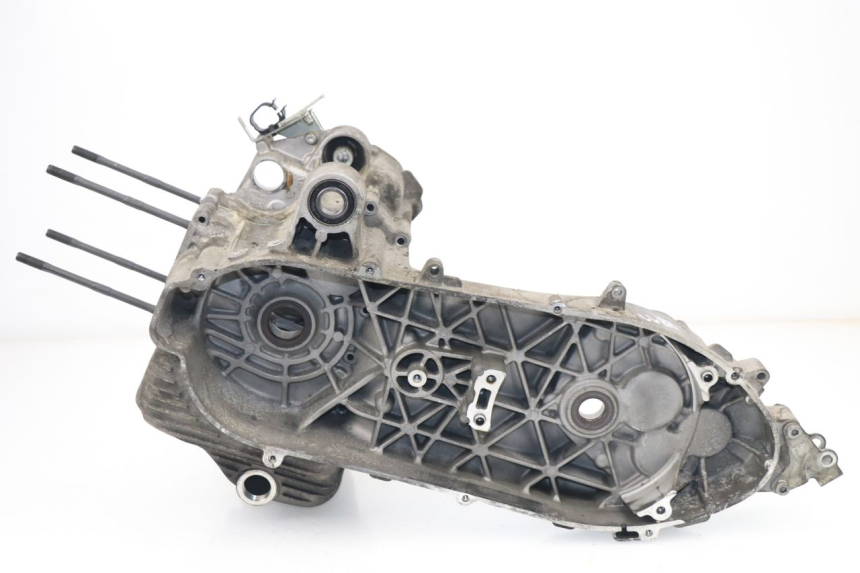 photo de CARTER MOTORE INFERIORE PIAGGIO X8 400 (2006 - 2007)