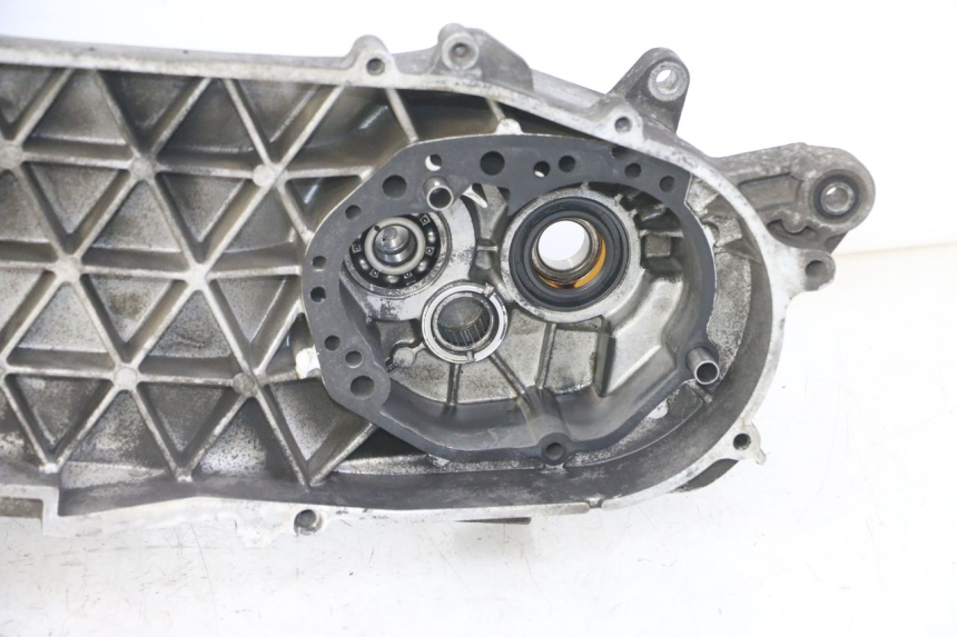 photo de CARTER MOTORE PEUGEOT SATELIS 125 (2013 - 2018)
