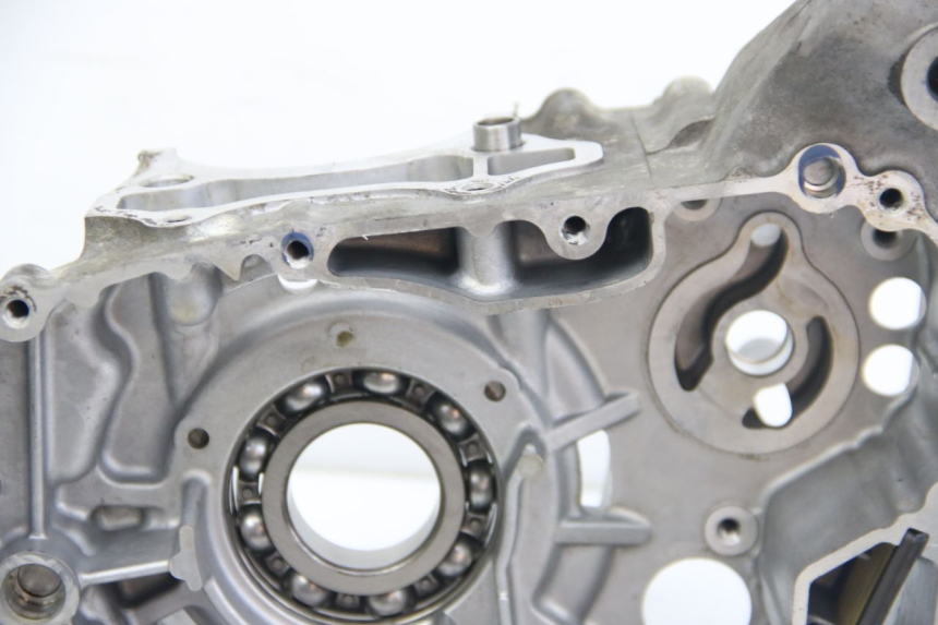 photo de CARTER BAS MOTORE SUZUKI SIXTEEN 125 (2008 - 2010)