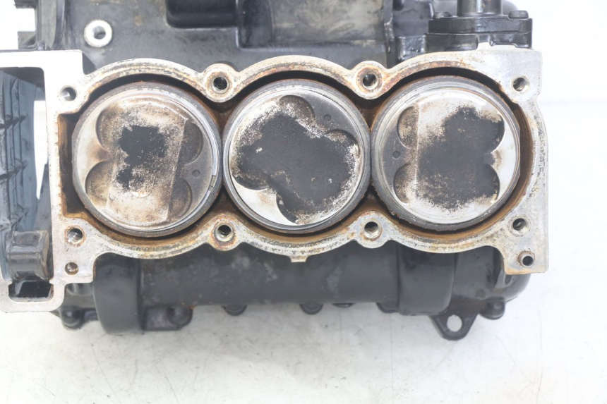 photo de CARTER BAS MOTORE TRIUMPH SPRINT ST 955 (1999 - 2001)