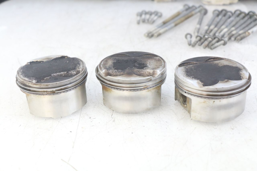 photo de CARTER BAS MOTORE TRIUMPH SPRINT ST 955 (1999 - 2001)