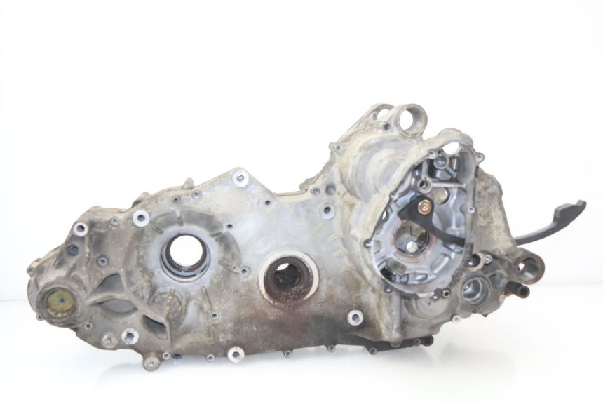 photo de CARTER MOTORE INFERIORE SUZUKI BURGMAN 650 (2002 - 2004)