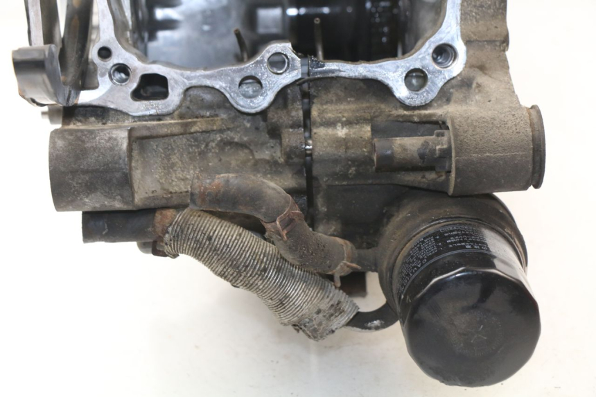 photo de CARTER MOTORE INFERIORE SUZUKI BURGMAN 650 (2002 - 2004)