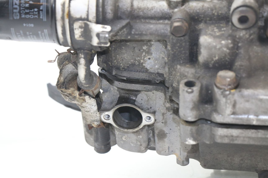 photo de CARTER MOTORE INFERIORE SUZUKI BURGMAN 650 (2002 - 2004)