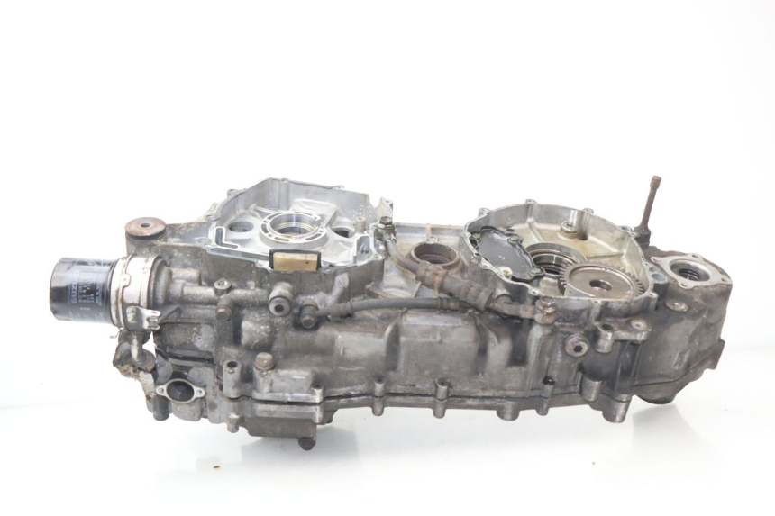 photo de CARTER MOTORE INFERIORE SUZUKI BURGMAN 650 (2002 - 2004)