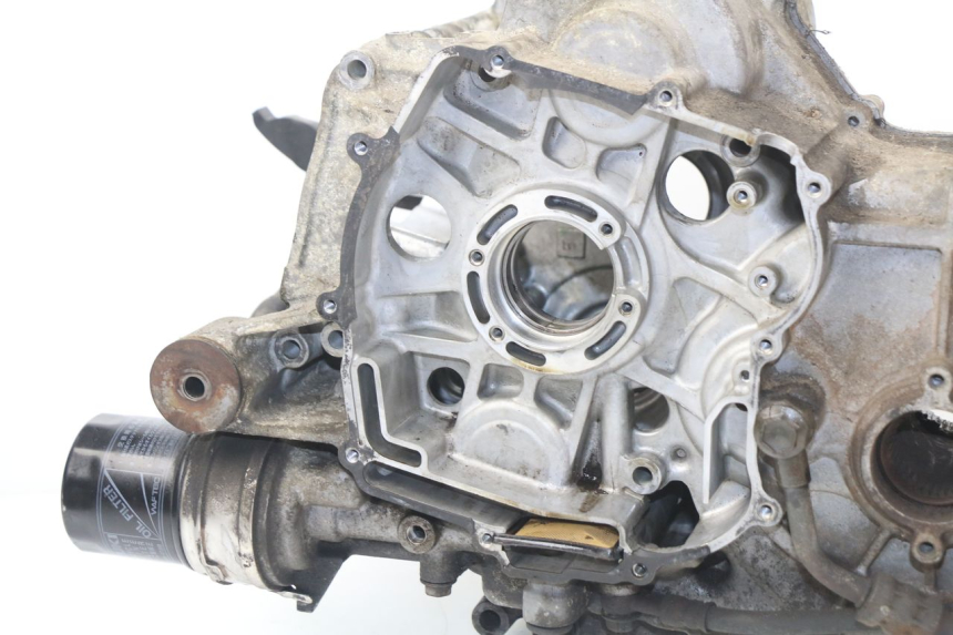 photo de CARTER MOTORE INFERIORE SUZUKI BURGMAN 650 (2002 - 2004)