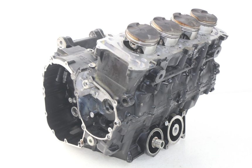 photo de CARTER MOTORE INFERIORE SUZUKI GSR 600 (2005 - 2012)
