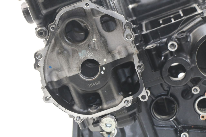 photo de CARTER MOTORE INFERIORE SUZUKI GSR 600 (2005 - 2012)