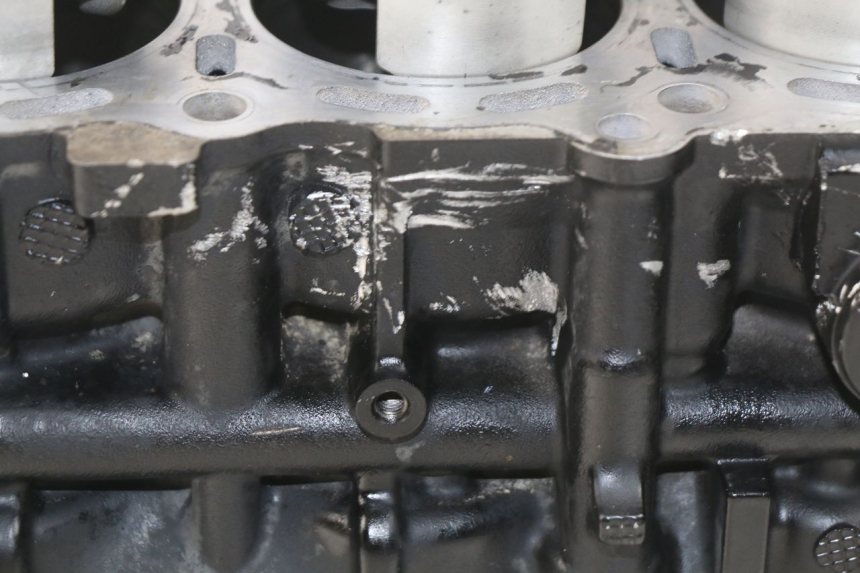 photo de CARTER MOTORE INFERIORE SUZUKI GSR 600 (2005 - 2012)