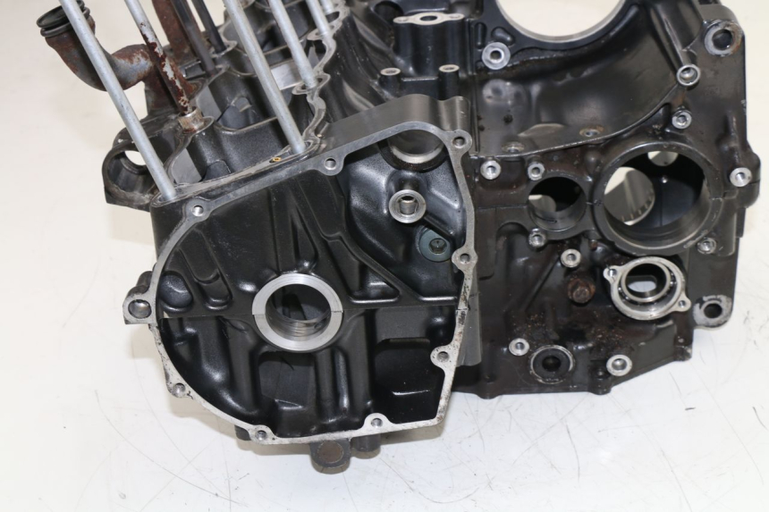 photo de CARTER MOTORE INFERIORE SUZUKI GSX  INAZUMA 750 (1998 - 2003)