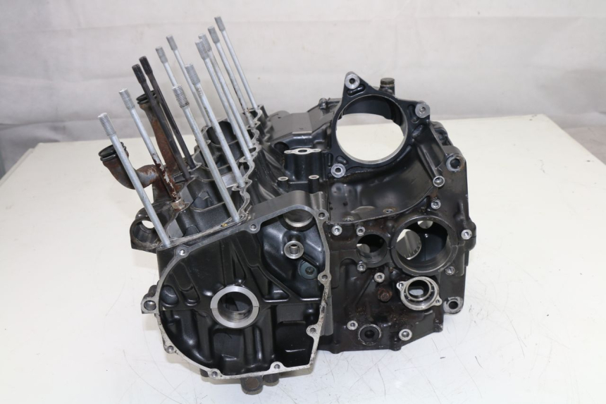 photo de CARTER MOTORE INFERIORE SUZUKI GSX  INAZUMA 750 (1998 - 2003)