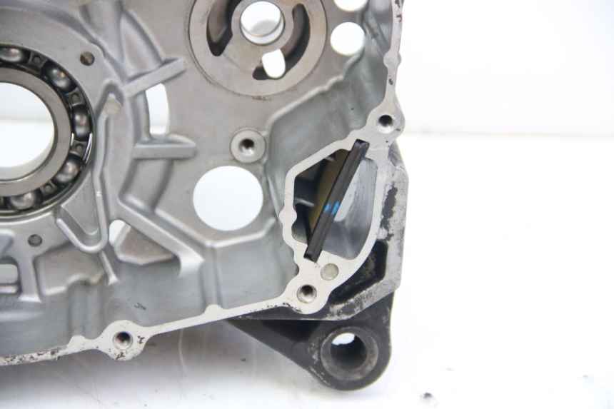 photo de CARTER BAS MOTORE SUZUKI SIXTEEN 125 (2008 - 2010)
