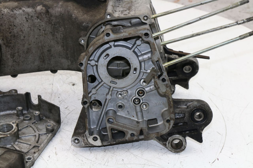 photo de CARTER MOTORE INFERIORE SYM ORBIT 50 (2008 - 2010)