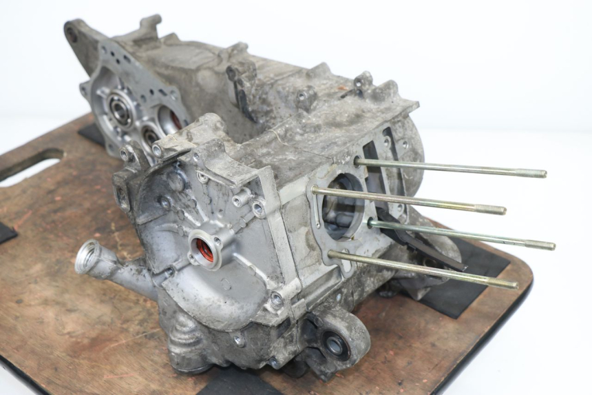photo de CARTER MOTORE INFERIORE SYM TONIK 50 (2011 - 2014)