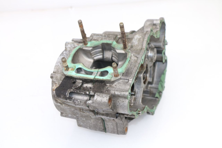 photo de CARTER MOTORE INFERIORE APRILIA TUONO 125 (2003 - 2005) - Stato della superficie e materiale