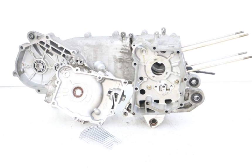 photo de CARTER BAS MOTEUR PEUGEOT TWEET 4T 50 (2018 - 2020)