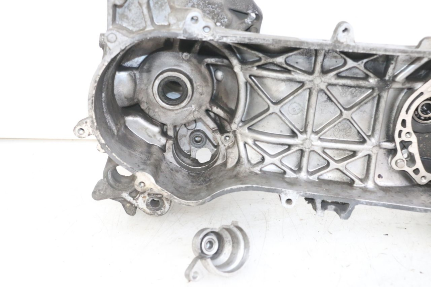 photo de CARTER BAS MOTEUR PEUGEOT VIVACITY NEW 2T 50 (2008 - 2017)