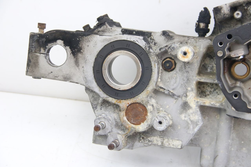 photo de CARTER BAS MOTEUR BUELL XB12R XB 12 R 1200 (2004 - 2010) - Dettagli dei punti di fissaggio