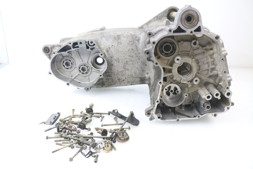 photo de CARTER MOTORE INFERIORE KYMCO XCITING 500 (2007 - 2010)