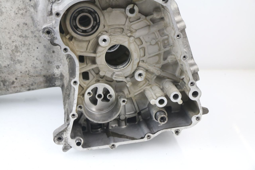 photo de CARTER MOTORE INFERIORE KYMCO XCITING 500 (2007 - 2010)