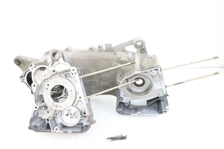 photo de CARTER MOTORE INFERIORE KYMCO XCITING 250 (2006 - 2009)