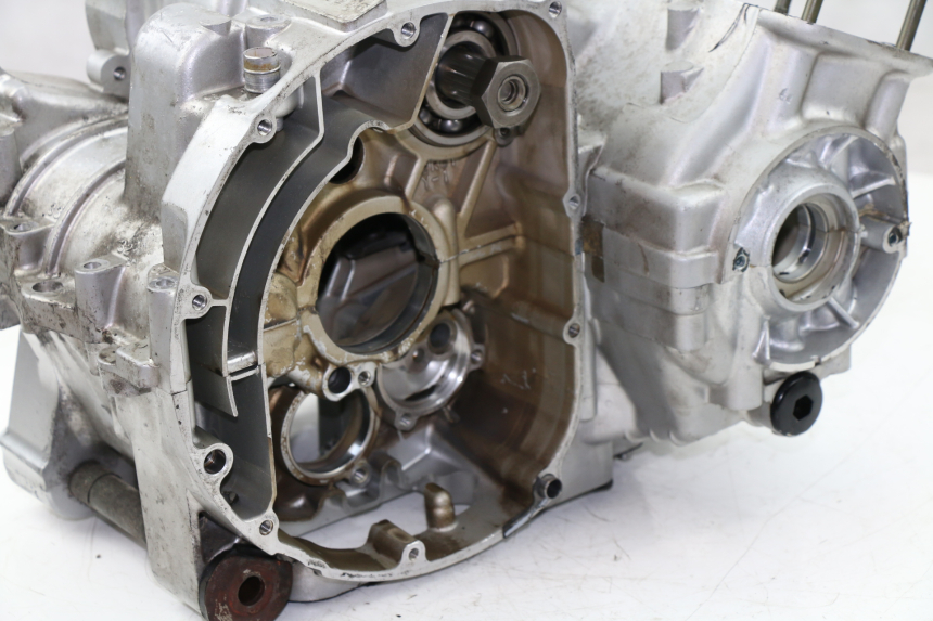 photo de CARTER MOTORE INFERIORE YAMAHA XJS DIVERSION 600 (2000 - 2003)