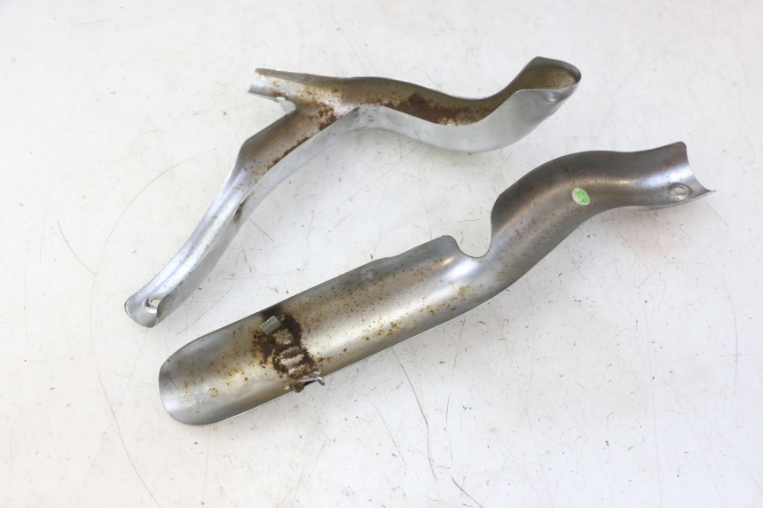 photo de COPERCHIO DI SCARICO HYOSUNG GV AQUILA 125 (2000 - 2004)