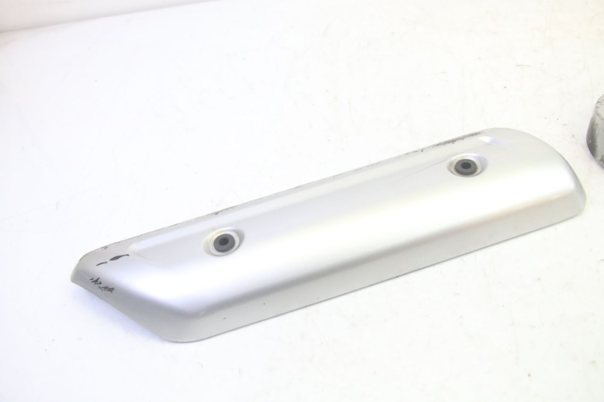 photo de CARTER SCARICO SUZUKI BURGMAN 125 (2007 - 2014) - Stato della superficie e materiale