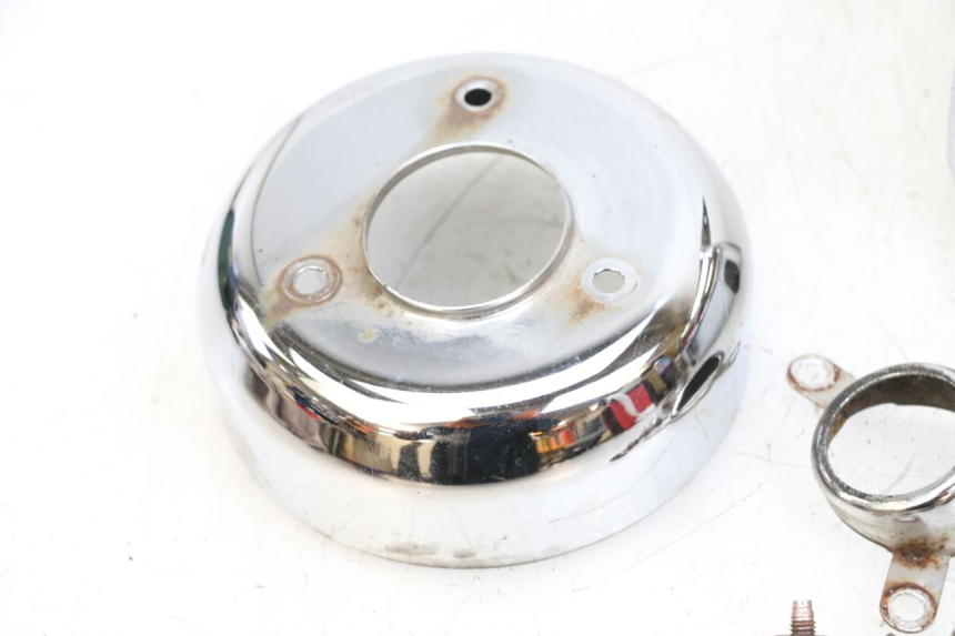 photo de SCARICO COPERCHIO KYMCO GRAND DINK 125 (2002 - 2007) - Altra vista dell'articolo