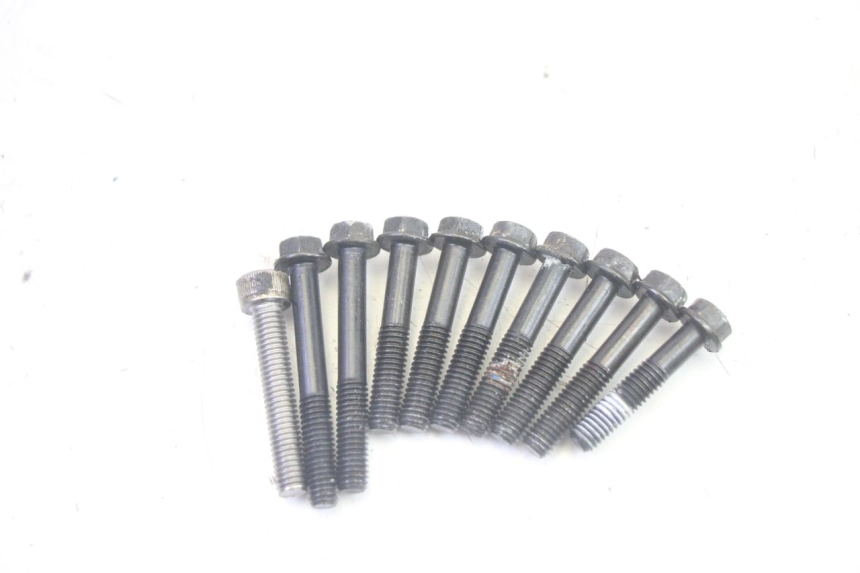 photo de CARTER FRIZIONE YAMAHA TTR 125 (2000 - 2020) - Stato della superficie e materiale