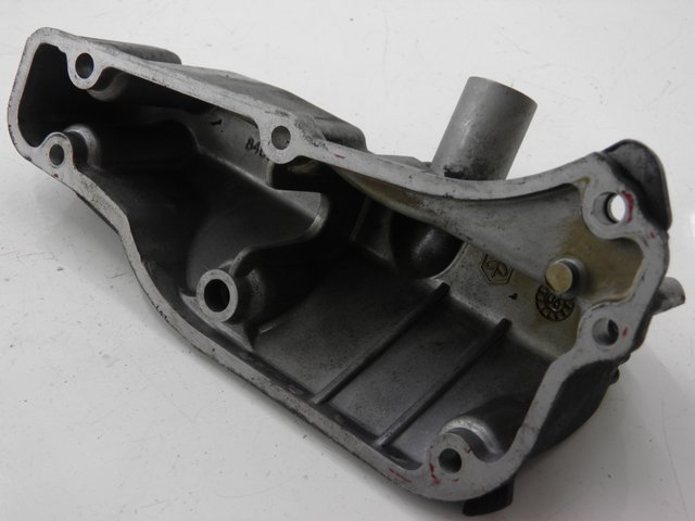 photo de COPERCHIO OLIO PIAGGIO BEVERLY 125 (2005 - 2007)