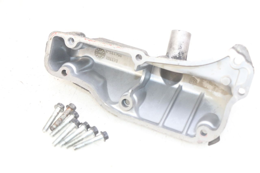 photo de COPERCHIO OLIO PIAGGIO VESPA LXV 125 (2006 - 2009)
