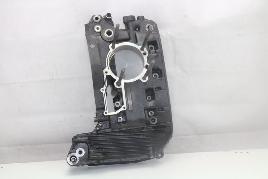 photo de CARTER MOTORE DESTRO BMW R GS 1150 (1999 - 2004)