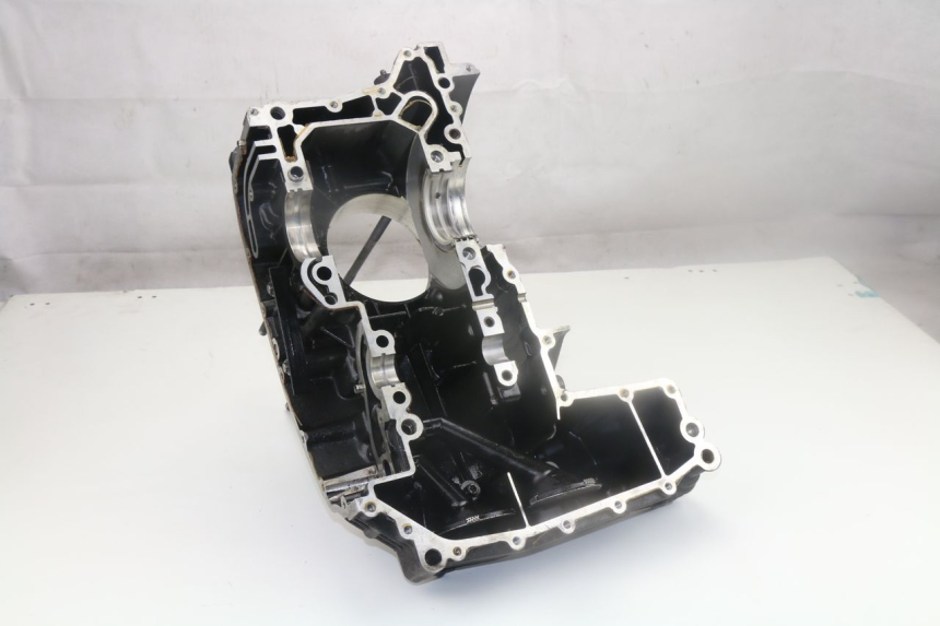 photo de CARTER MOTORE DESTRO BMW R GS 1150 (1999 - 2004)