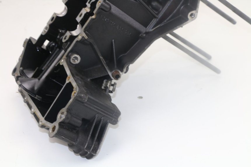 photo de CARTER MOTORE DESTRO BMW R GS 1150 (1999 - 2004)