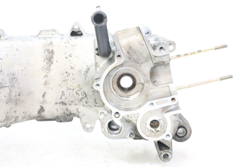 photo de CARTER MOTORE PIAGGIO VESPA LX 2T 50 (2005 - 2013)