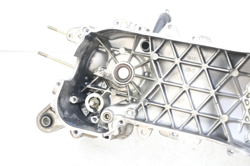 photo de CARTER MOTORE PIAGGIO VESPA LX 2T 50 (2005 - 2013)