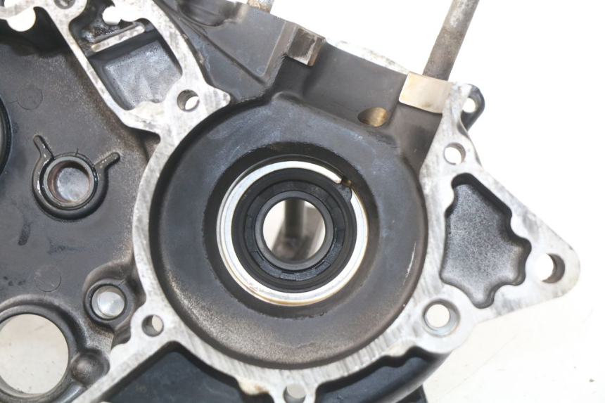 photo de CARTER MOTORE SINISTRO SUZUKI JR 80 (2001 - 2006)