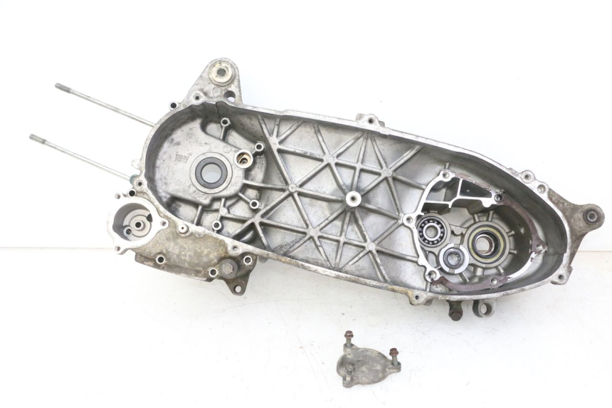 photo de CARTER MOTORE SINISTRO YAMAHA XMAX X-MAX 125 (2006 - 2009)