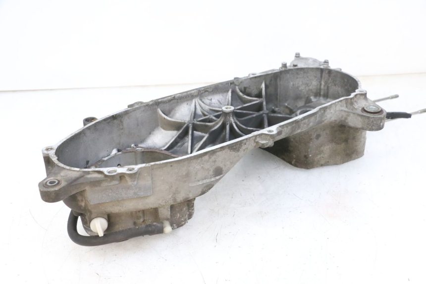 photo de CARTER MOTORE YAMAHA X-MAX XMAX 125 (2010 - 2014) - Dettagli dei punti di fissaggio