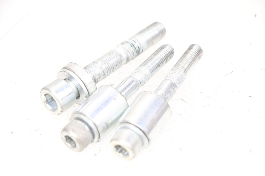 photo de COPERCHIO PROTEZIONE CILINDRO HONDA CB R 1000 (2018 - 2023)