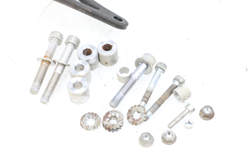 photo de COPERCHIO PROTEZIONE CILINDRO YAMAHA FJR ABS 1300 (2006 - 2012) - Dettaglio del componente