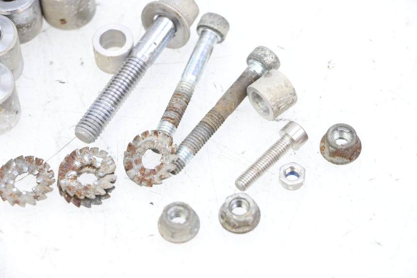 photo de COPERCHIO PROTEZIONE CILINDRO YAMAHA FJR ABS 1300 (2006 - 2012) - Altra angolazione