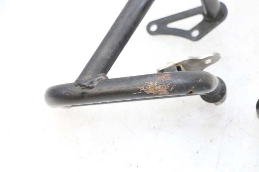 photo de COPERCHIO PROTEZIONE CILINDRO YAMAHA FJR ABS 1300 (2006 - 2012) - Dettagli dei punti di fissaggio