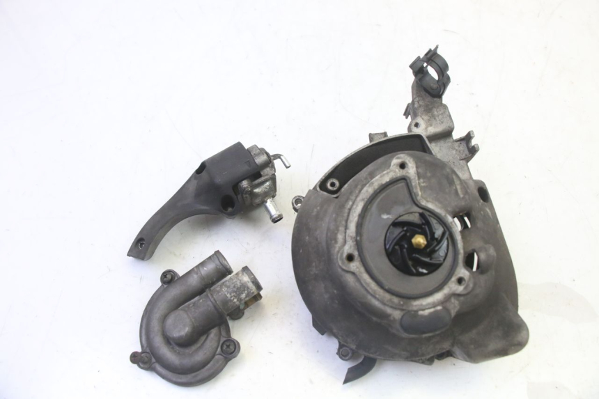 photo de CARTER POMPA ACQUA PIAGGIO XEVO - X EVO 125 (2007 - 2016)