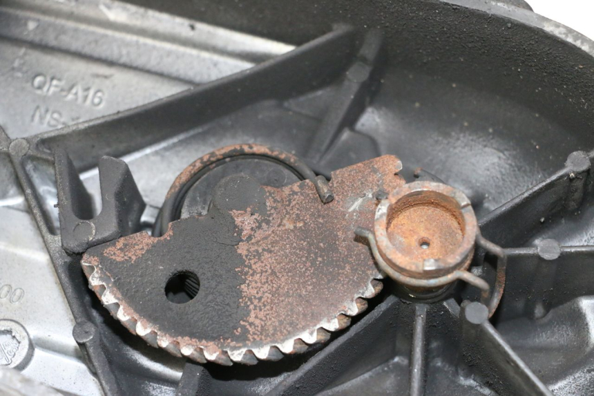 photo de COPERCHIO VARIATORE PEUGEOT KISBEE 2T 50 (2010 - 2017)