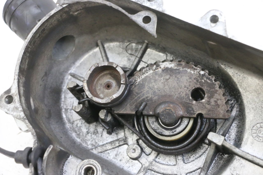 photo de COPERCHIO VARIATORE PEUGEOT KISBEE 4T 50 (2010 - 2017) - Stato della superficie e materiale