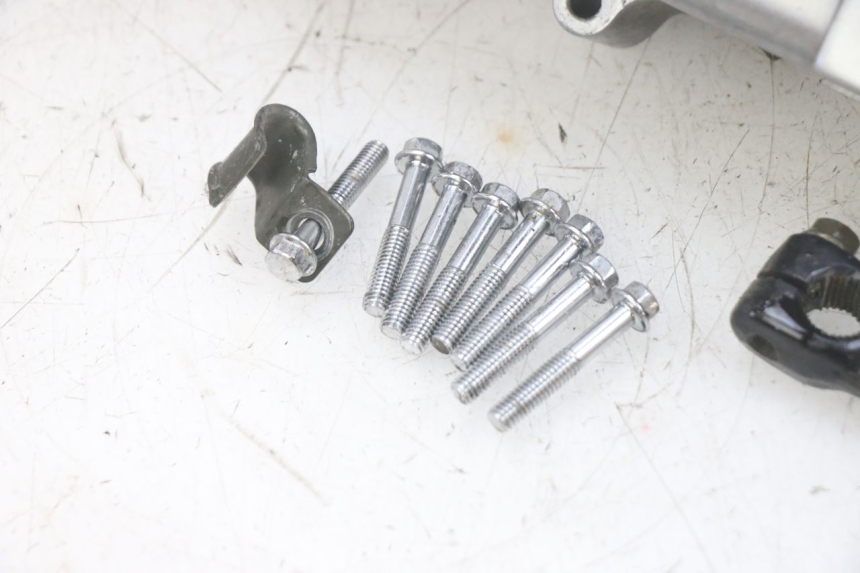 photo de COPERCHIO VARIATORE JM MOTORS SANTANA 50 (2014 - 2023) - Zoom sui componenti