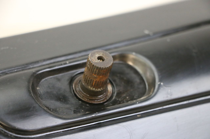 photo de CARTER TRASMISSIONE PEUGEOT TWEET PRO CARGO 50 (2018 - 2020) - Stato della superficie e materiale